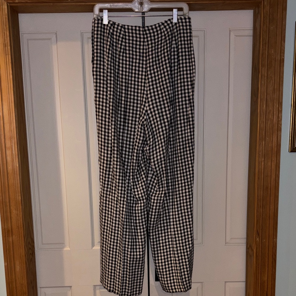 Resource Black & White Linen Blend Pants - Picture 7 of 9